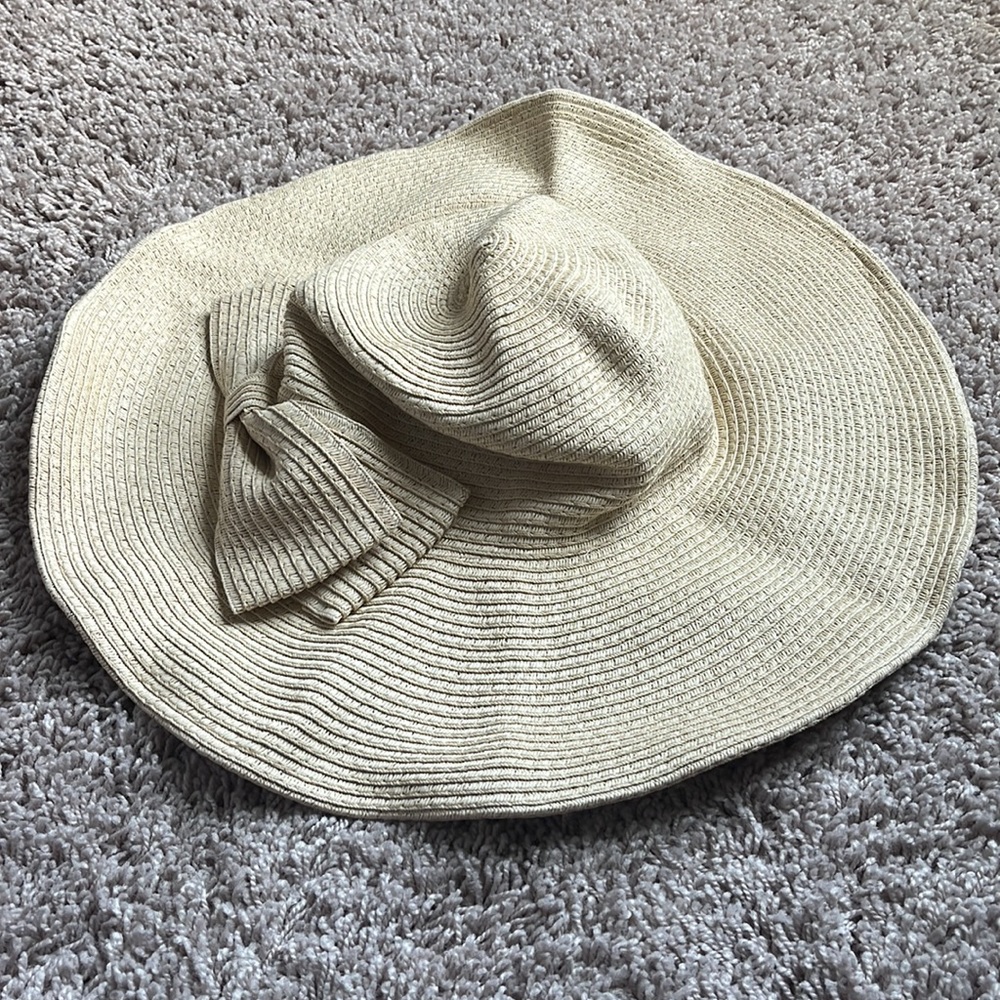 Women’s hat - Picture 2 of 6